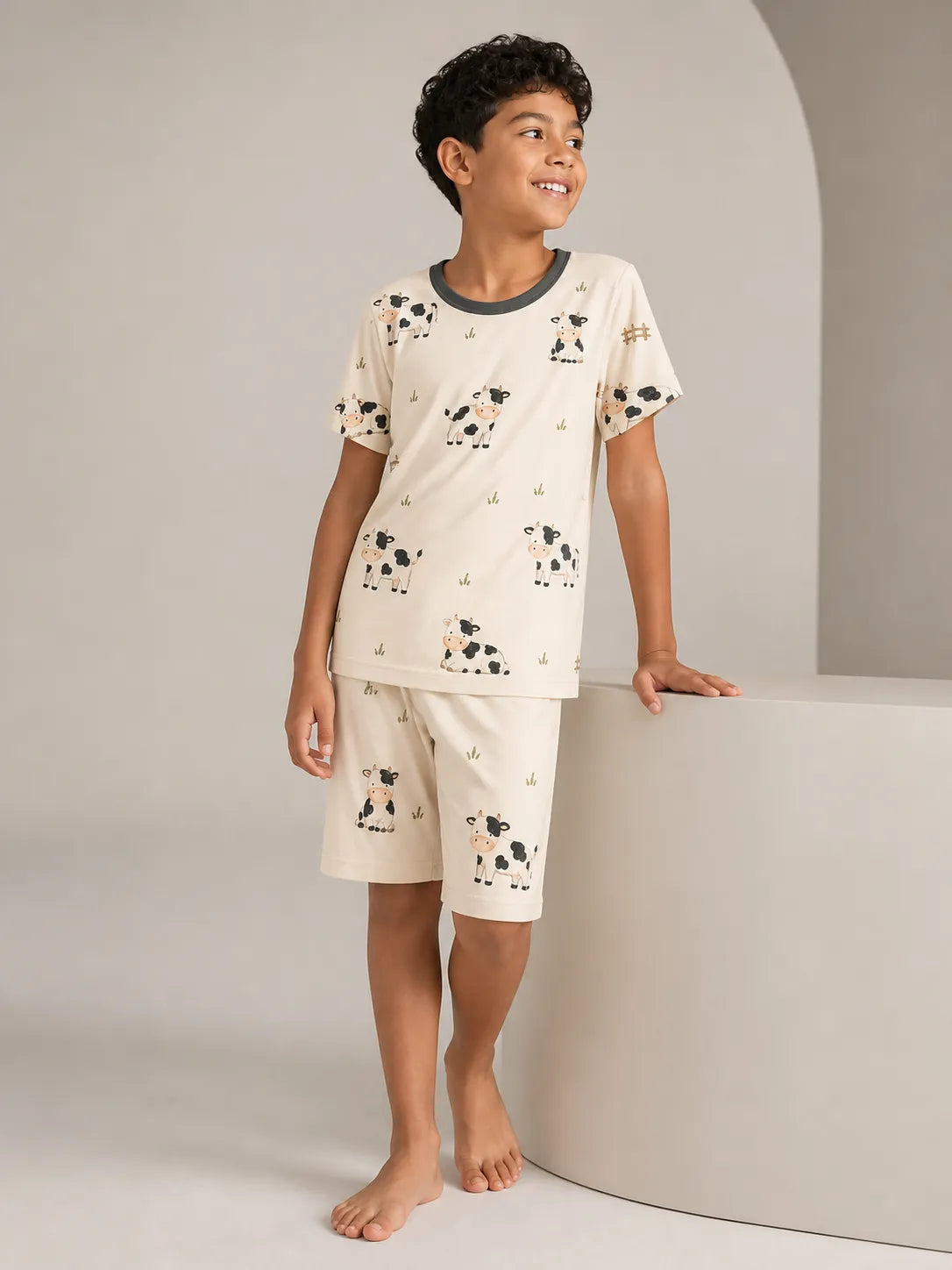 Child wearing the Little Moo short sleeve pajama set